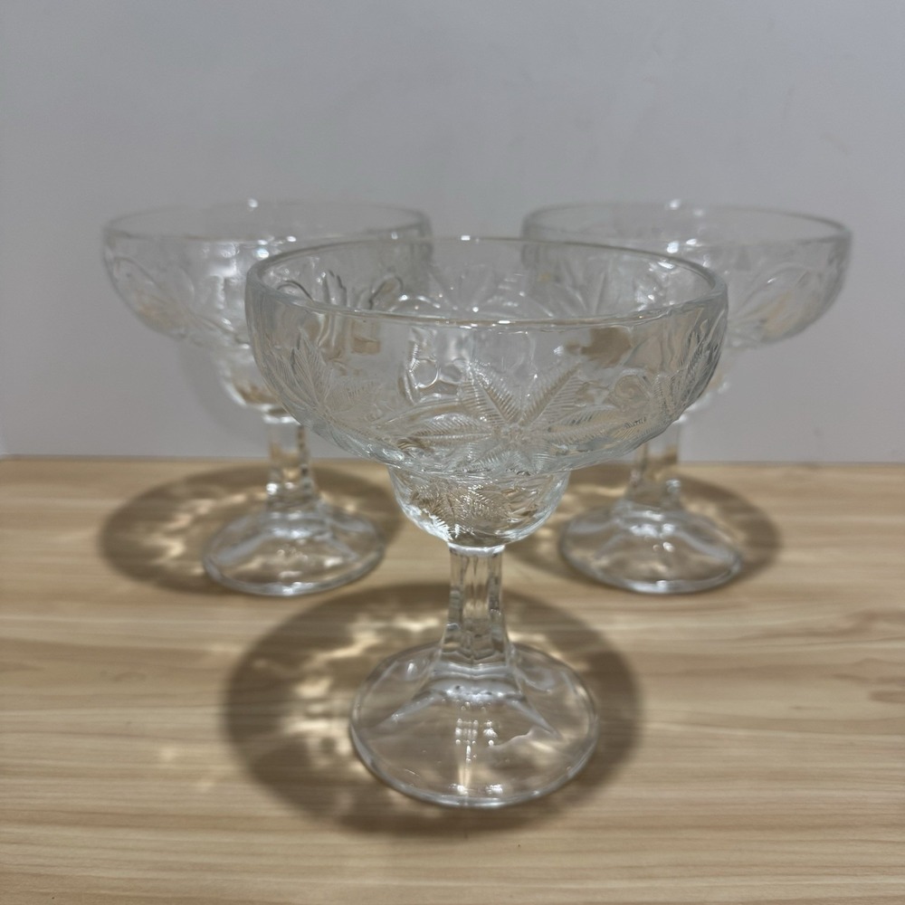Set Of 3 Princess House Fantasia Poinsettia Margarita Glasses Embossed Floral Lg